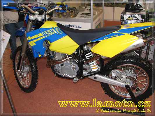 Motocykl Praha 06