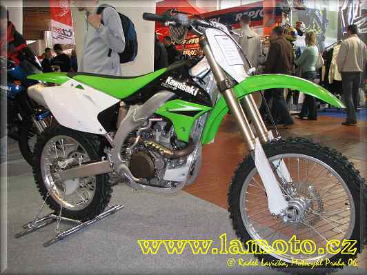 Motocykl Praha 06
